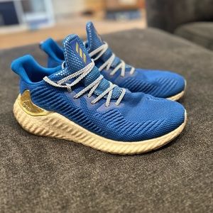 Adidas Alphaboost Cloudfoam